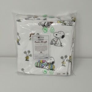 Vermont Country Store Peanuts Snoopy Hand Towel Easter Beagle 20 x‎ 30 Set of 2